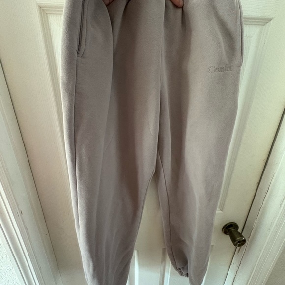 Comfrt set - Picture 2 of 3